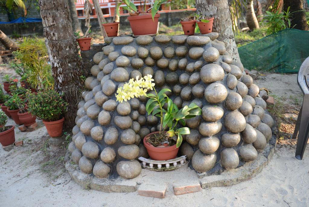 Royal Beach Abode Apartment Kochi Exterior photo